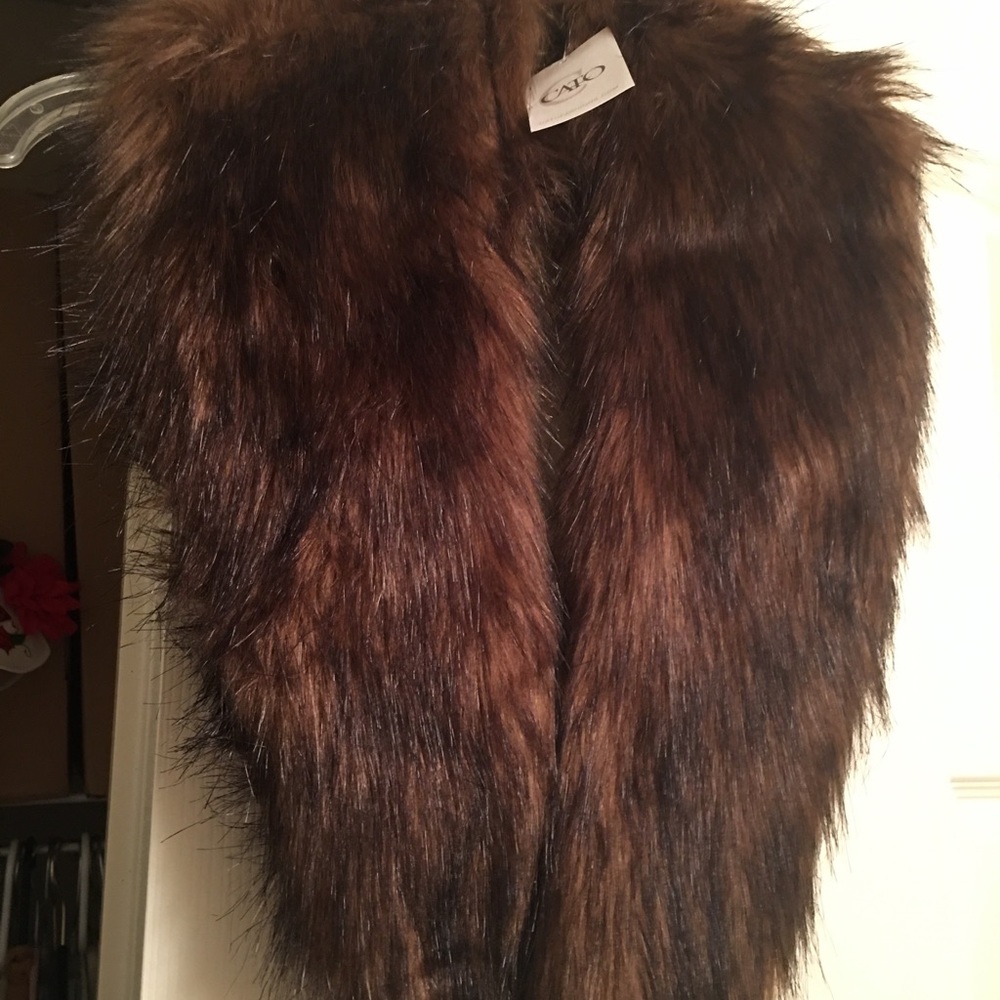 Fake fur collar NWT